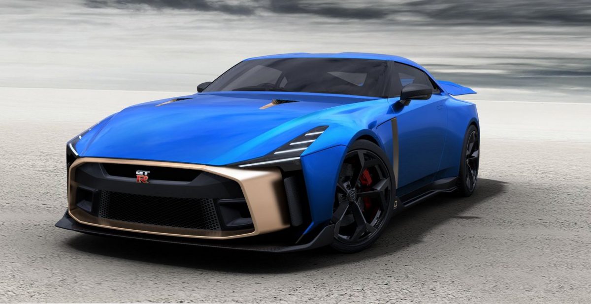 NISSAN GT-R