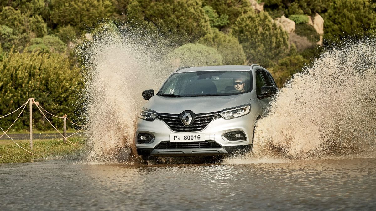 RENAULT