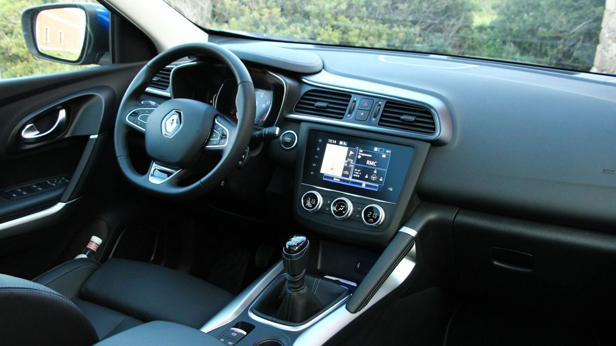 RENAULT