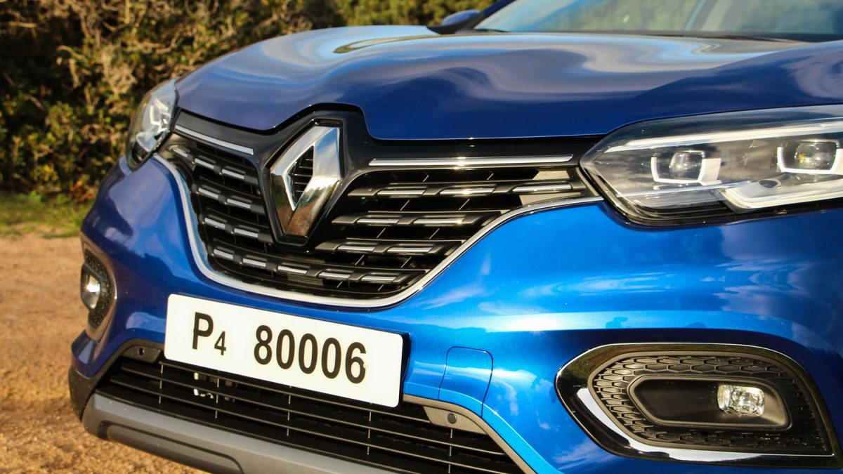 RENAULT