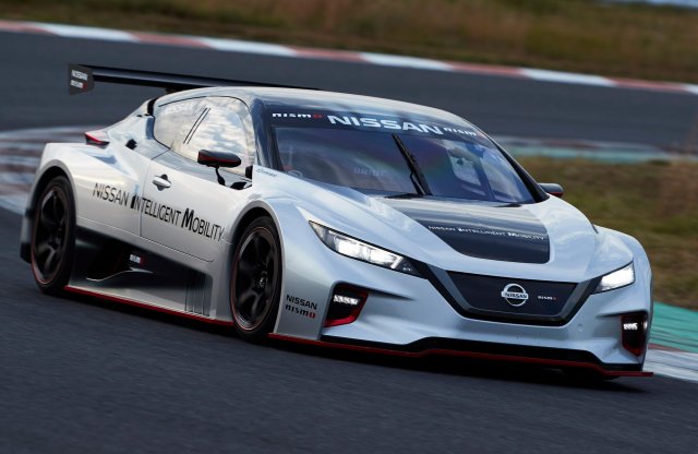 Itt a legmenőbb Nissan Leaf!