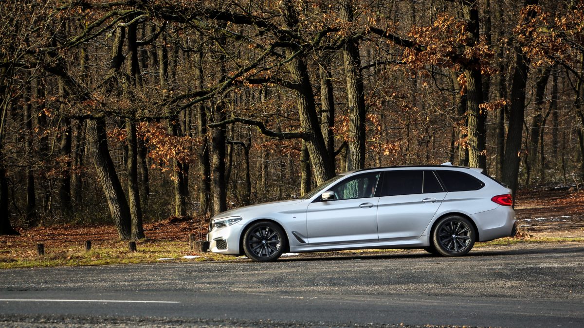 BMW 5-ÖS SOROZAT
