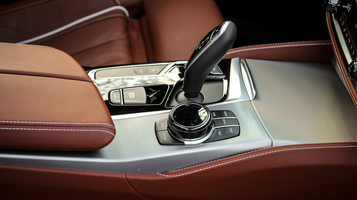 BMW 5-ÖS SOROZAT