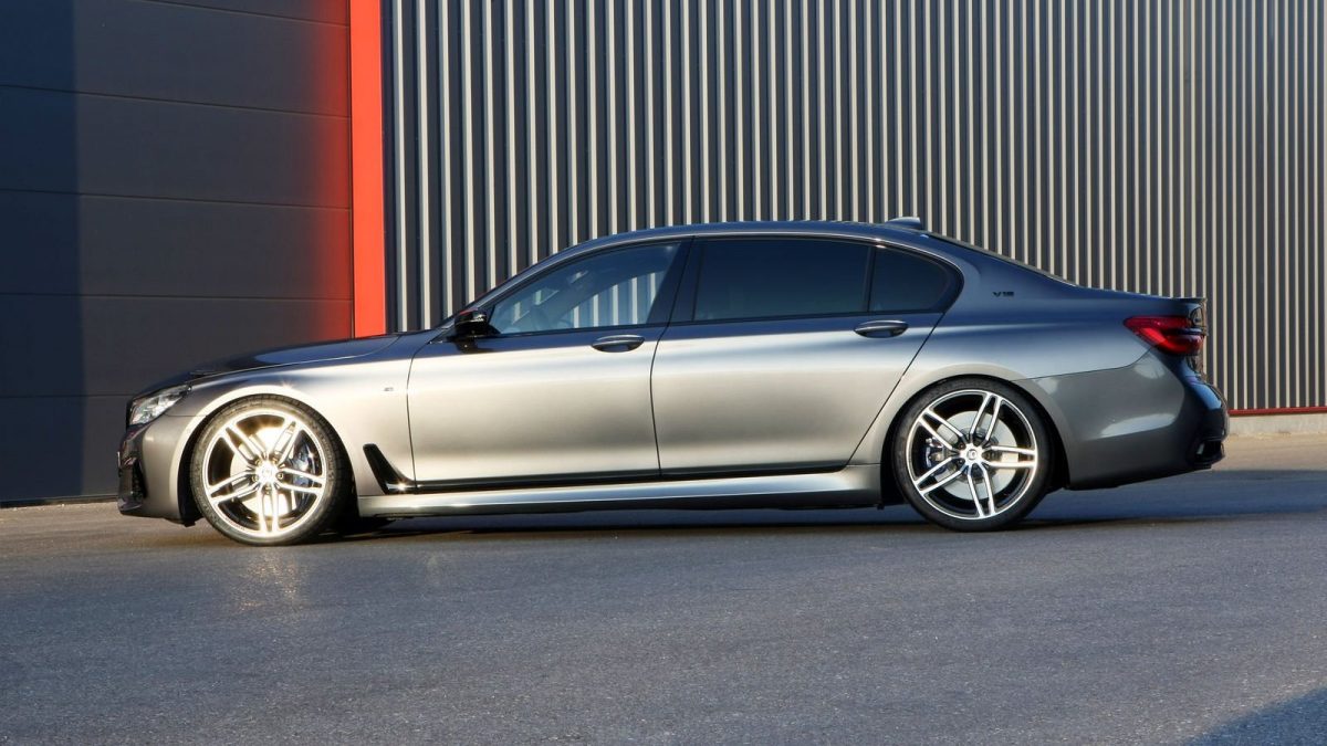 BMW 7-ES SOROZAT