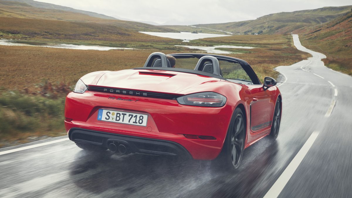 PORSCHE