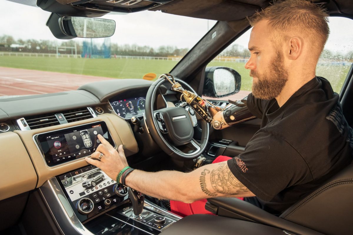 LAND ROVER