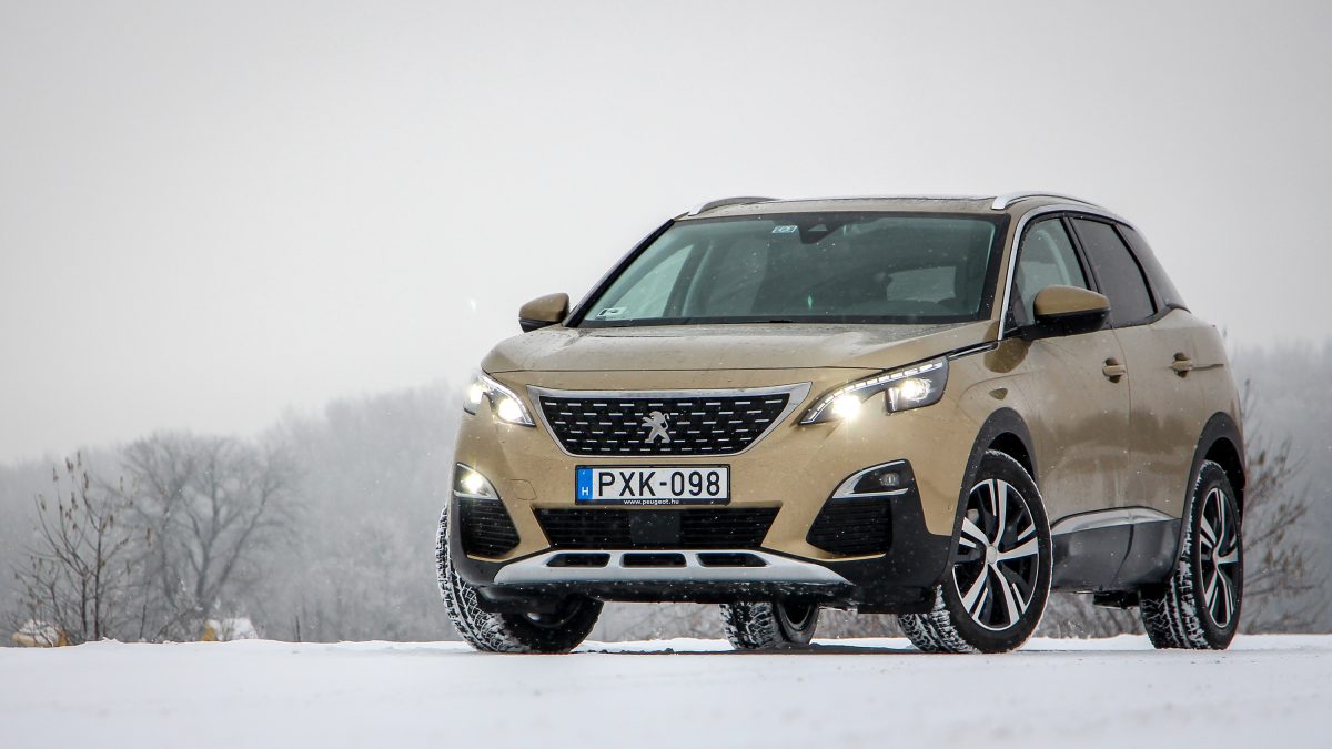 PEUGEOT 3008