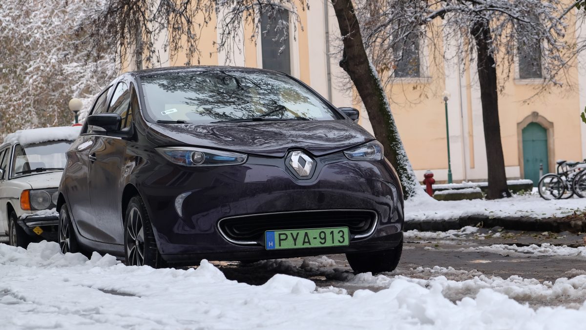 RENAULT ZOE