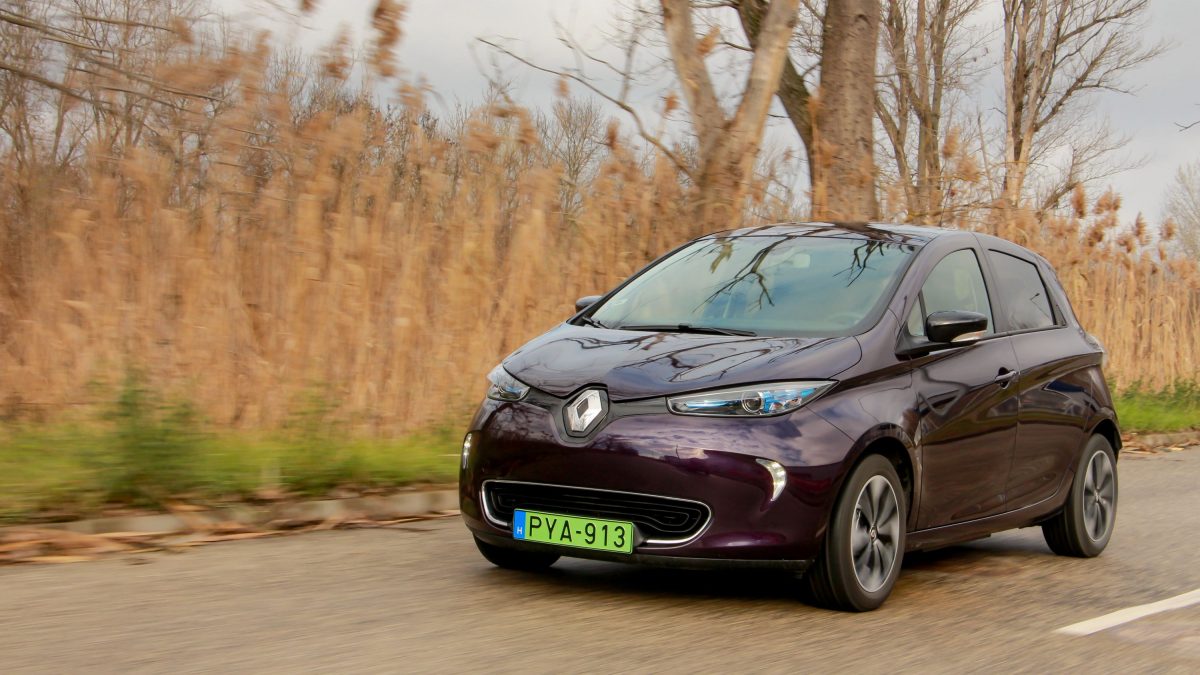 RENAULT ZOE