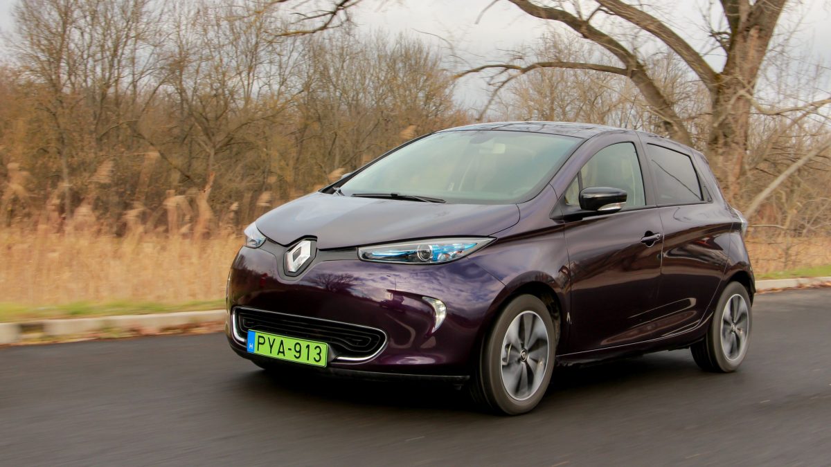 RENAULT ZOE