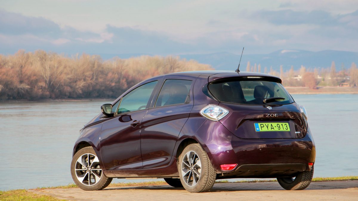 RENAULT ZOE