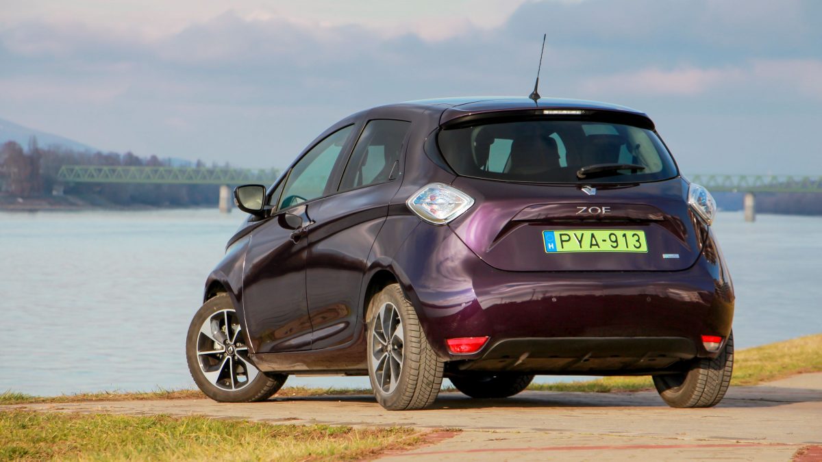 RENAULT ZOE