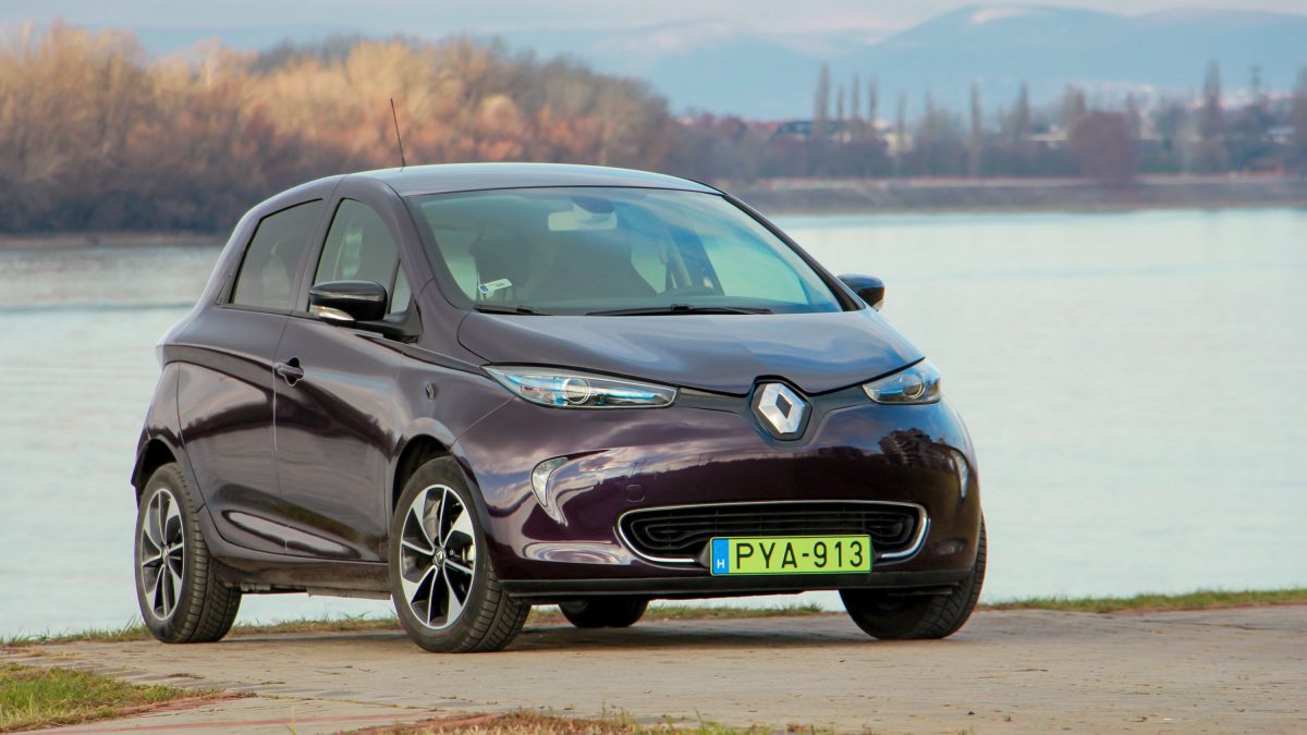 RENAULT ZOE