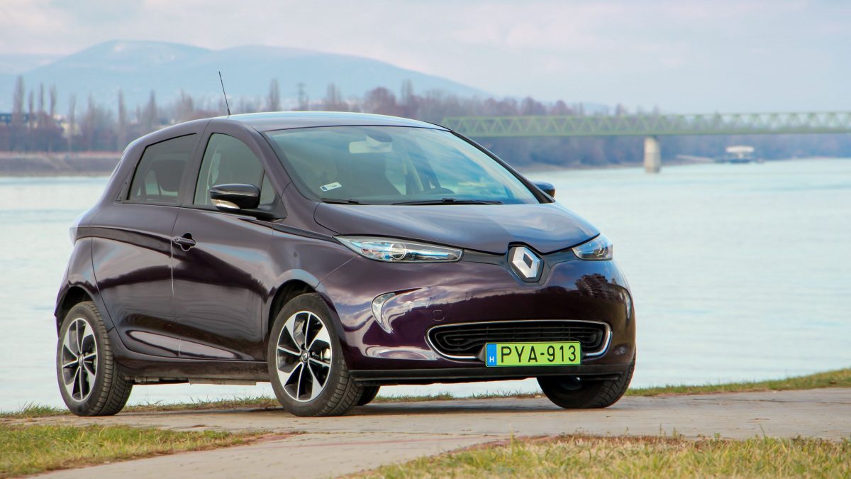 RENAULT ZOE