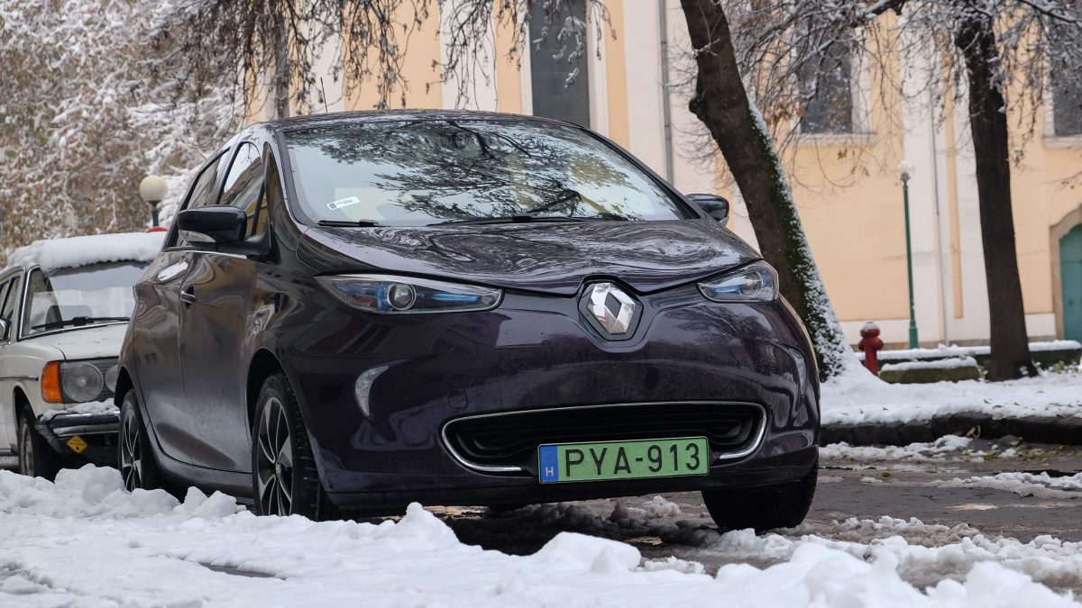 RENAULT ZOE