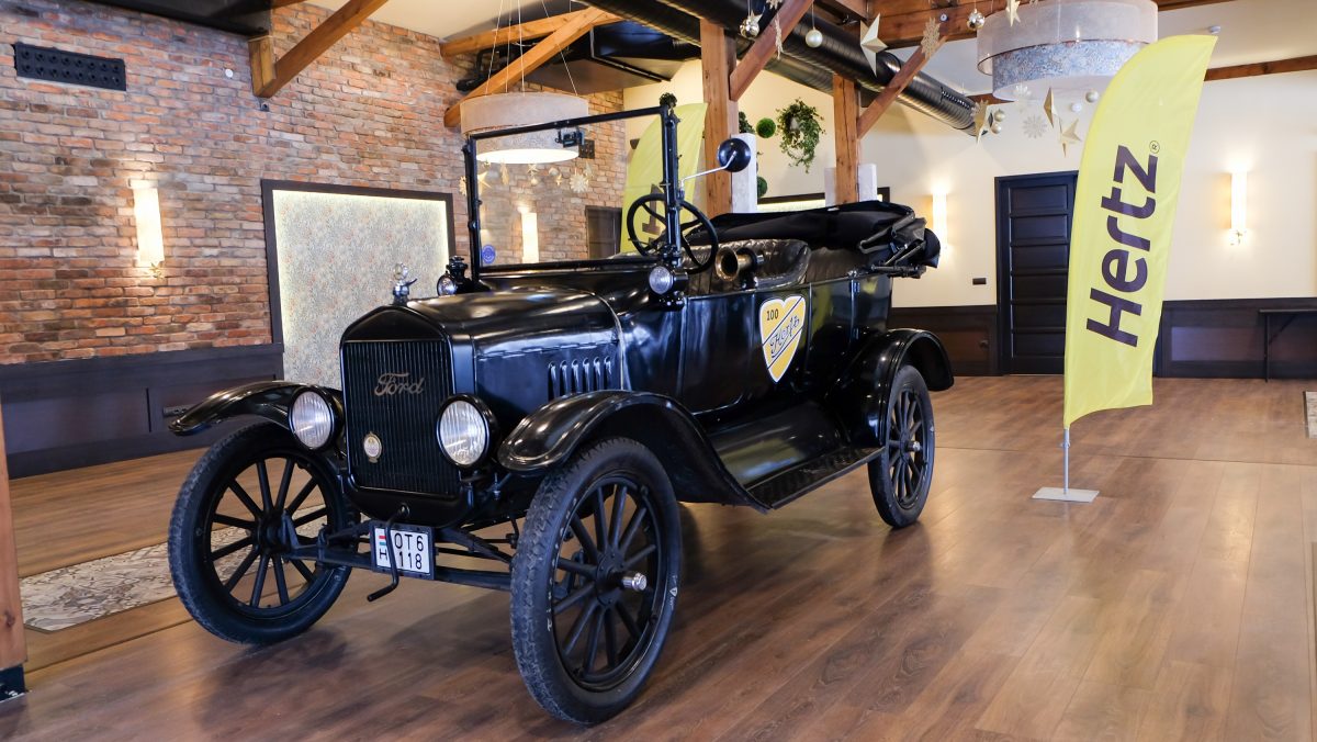 FORD
