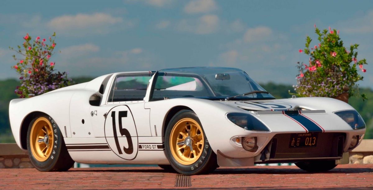 FORD GT