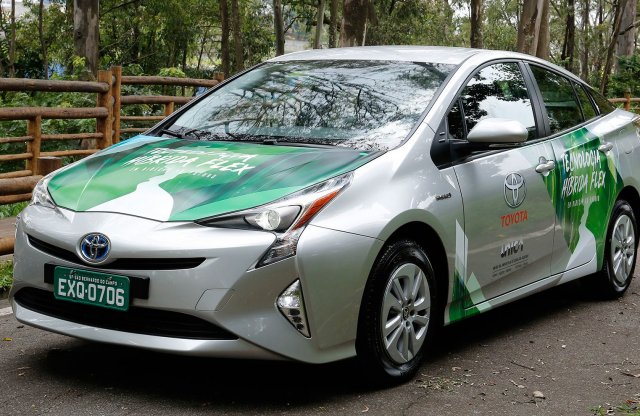 Piacra dobják a világ első etanol-elektromos hibridjét