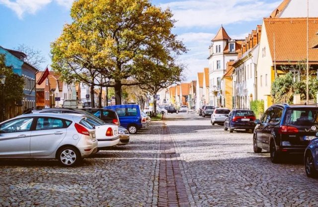 Autórongálót fogtak Németországban, 1 millió euró a kár