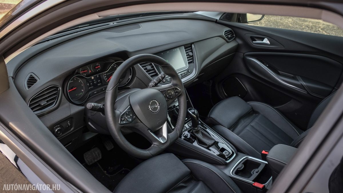 OPEL GRANDLAND X
