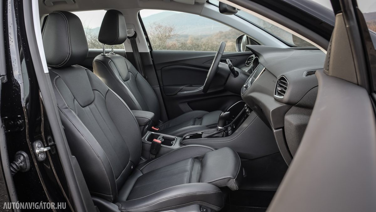 OPEL GRANDLAND X