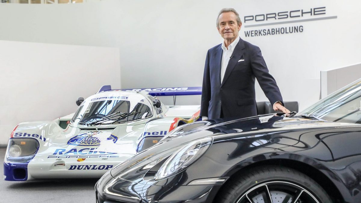 PORSCHE 911