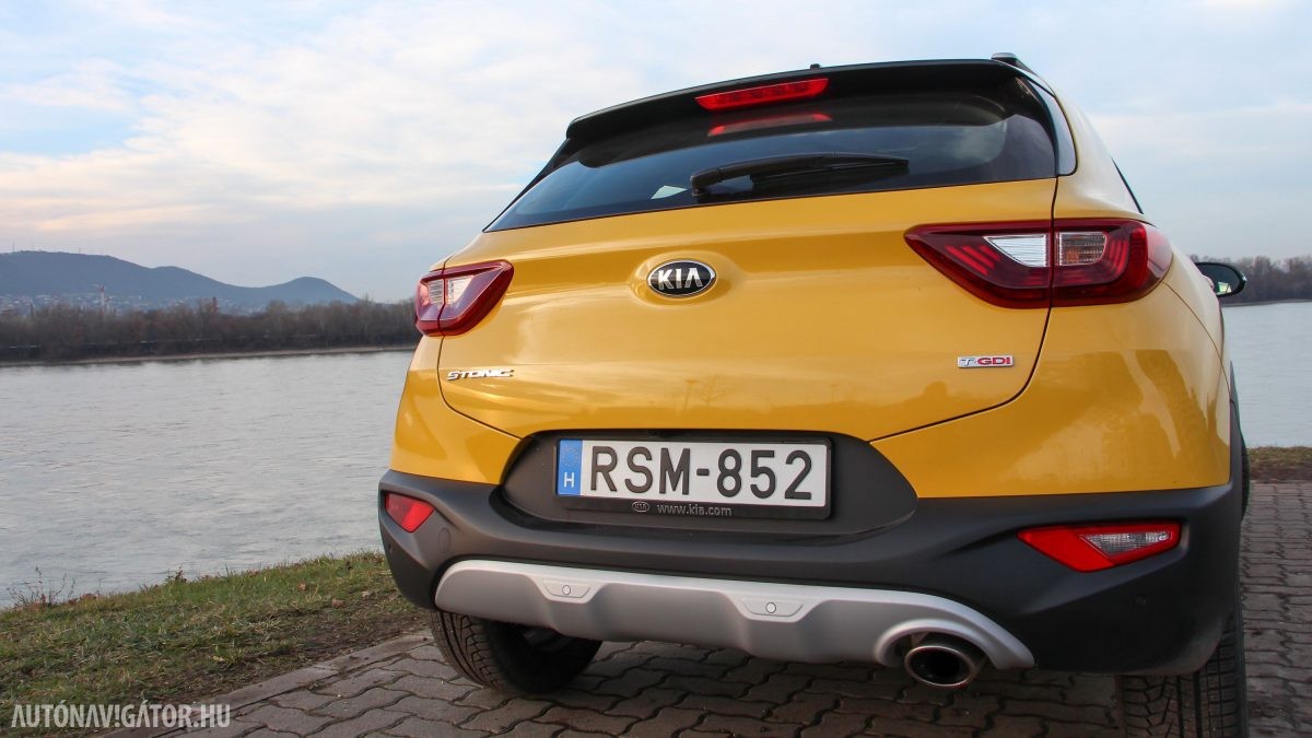 KIA STONIC