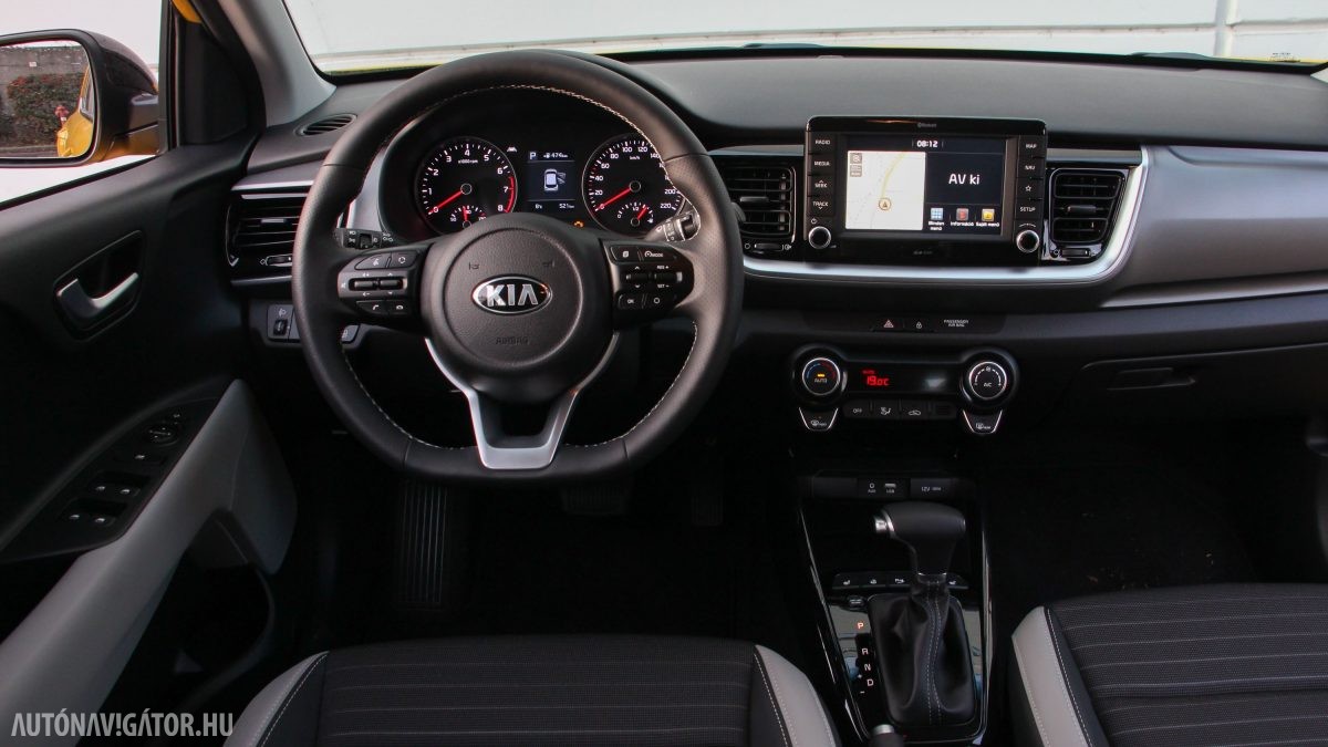 KIA STONIC