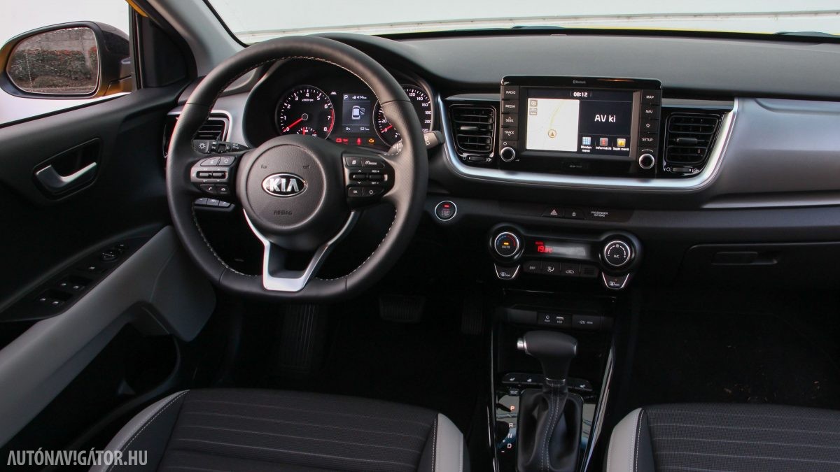 KIA STONIC