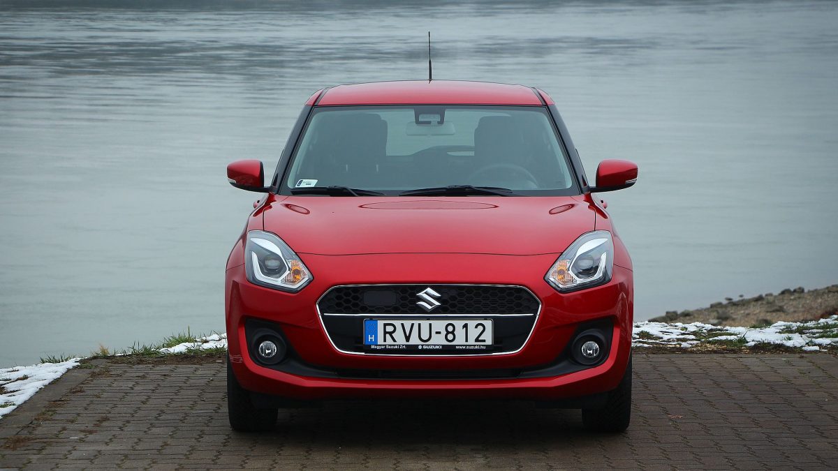 SUZUKI SWIFT