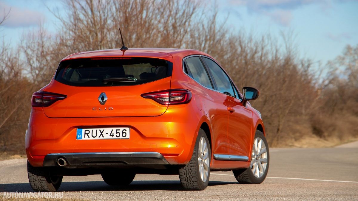 RENAULT CLIO
