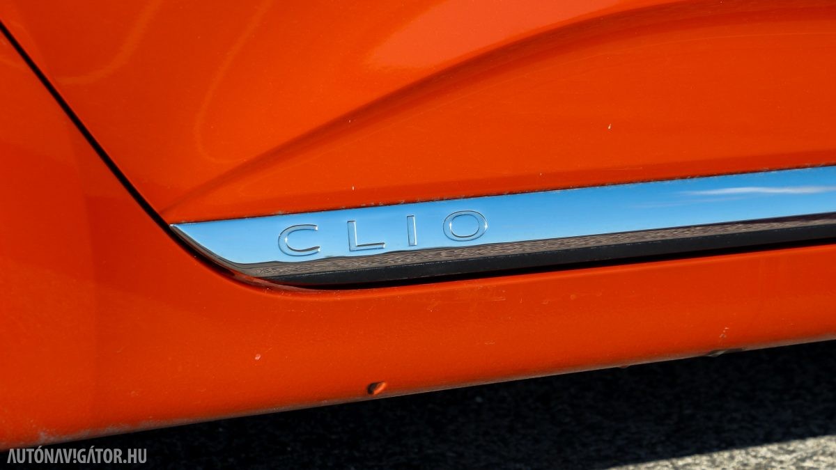 RENAULT CLIO