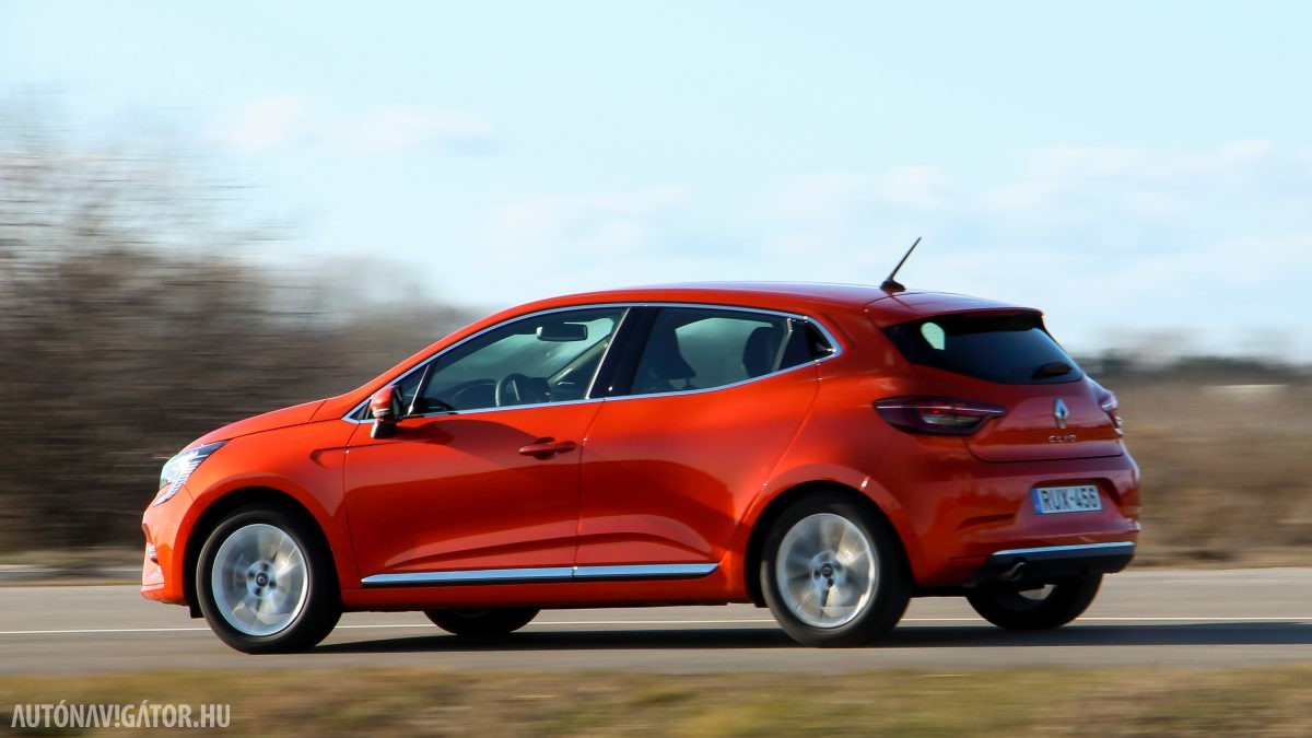 RENAULT CLIO