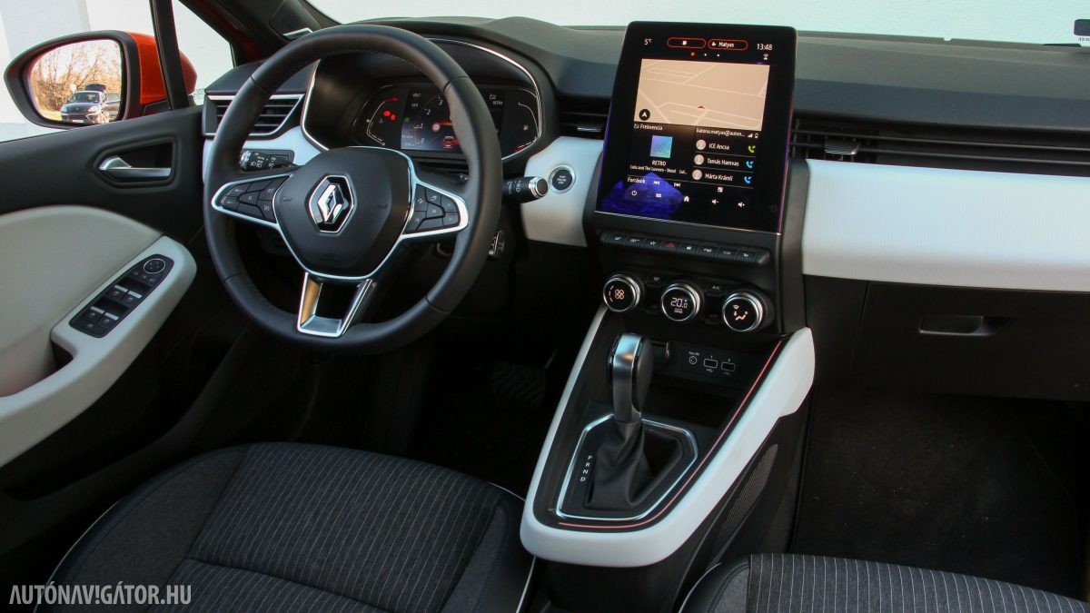 RENAULT CLIO