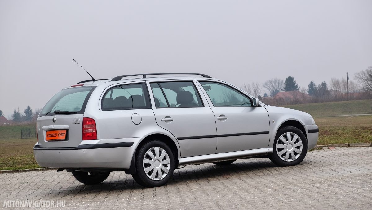 SKODA OCTAVIA
