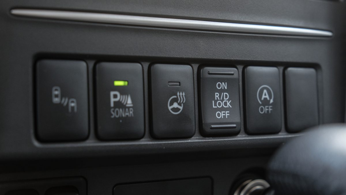 MITSUBISHI L 200