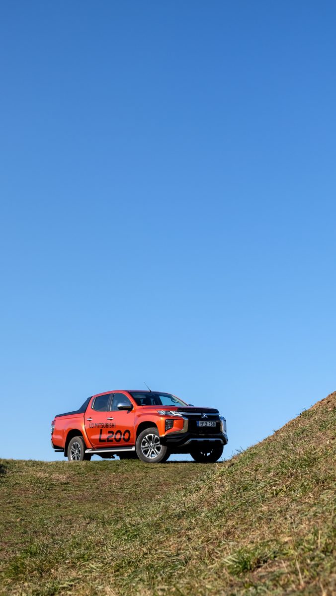 MITSUBISHI L 200
