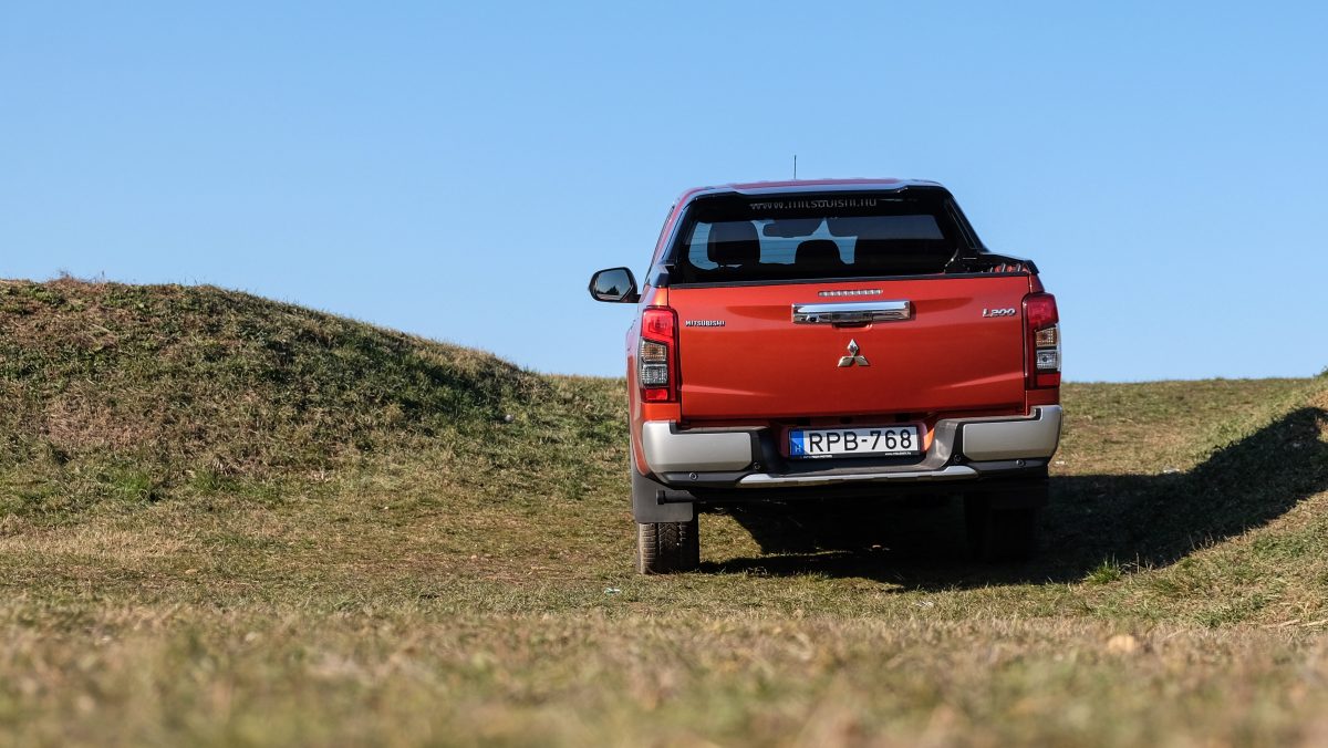 MITSUBISHI L 200