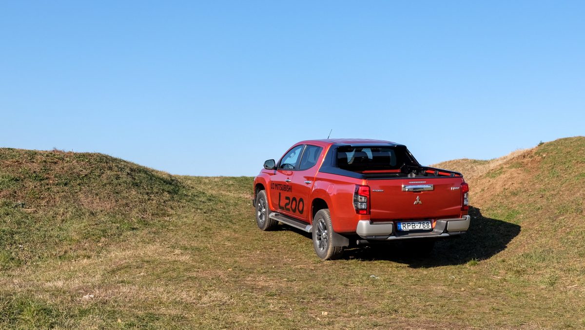 MITSUBISHI L 200