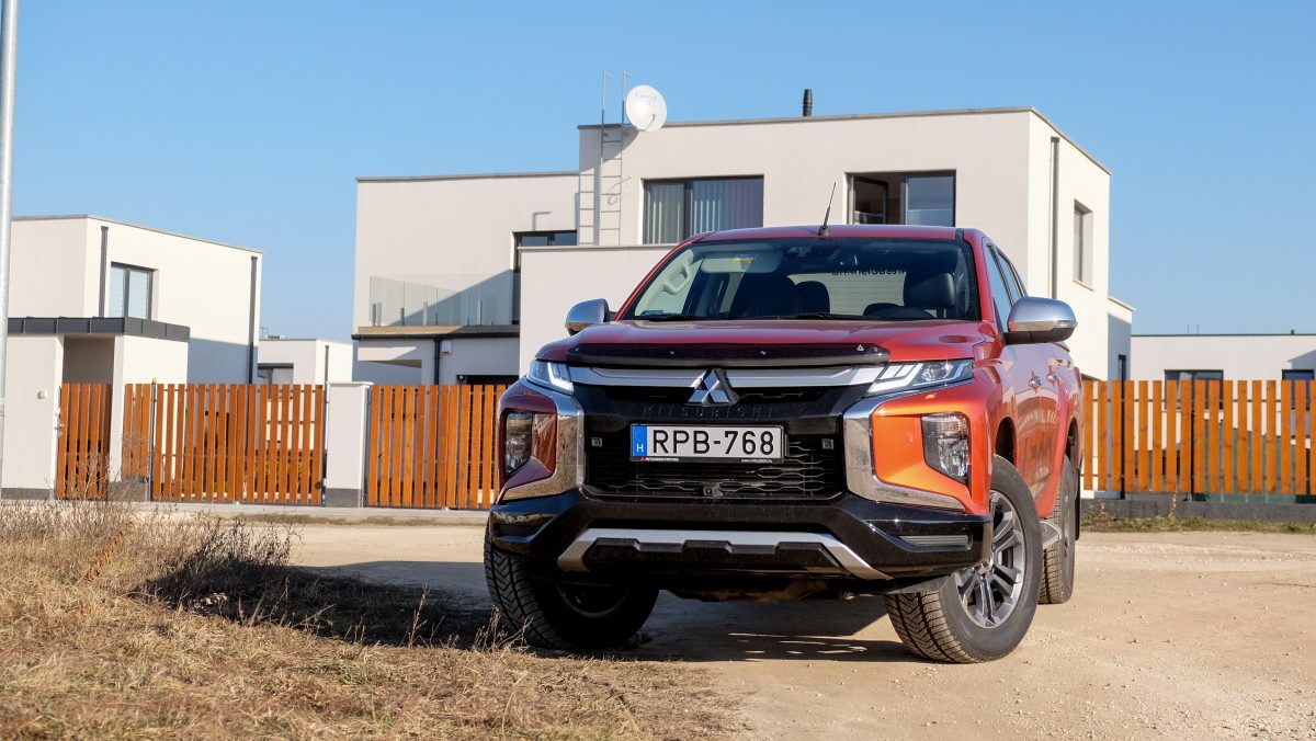 MITSUBISHI L 200