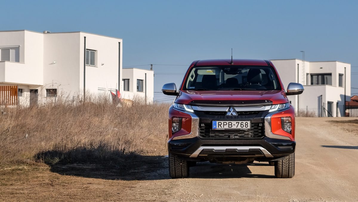 MITSUBISHI L 200