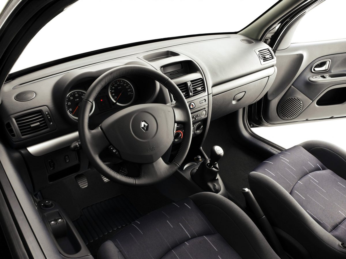 RENAULT CLIO