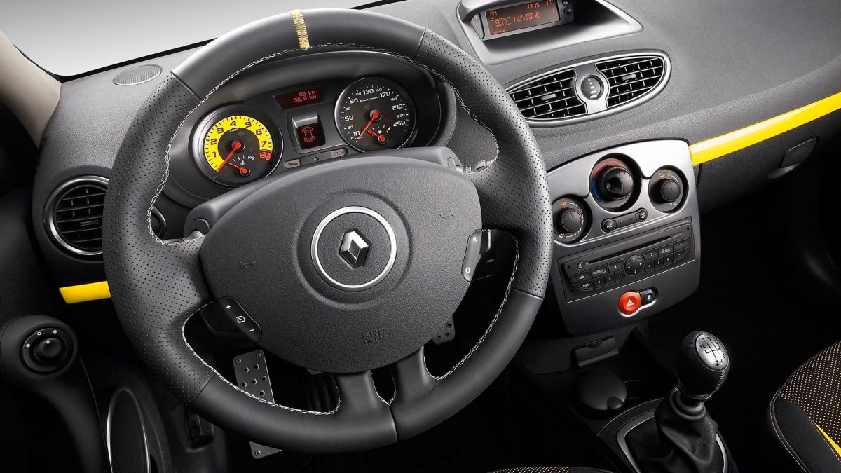 RENAULT CLIO