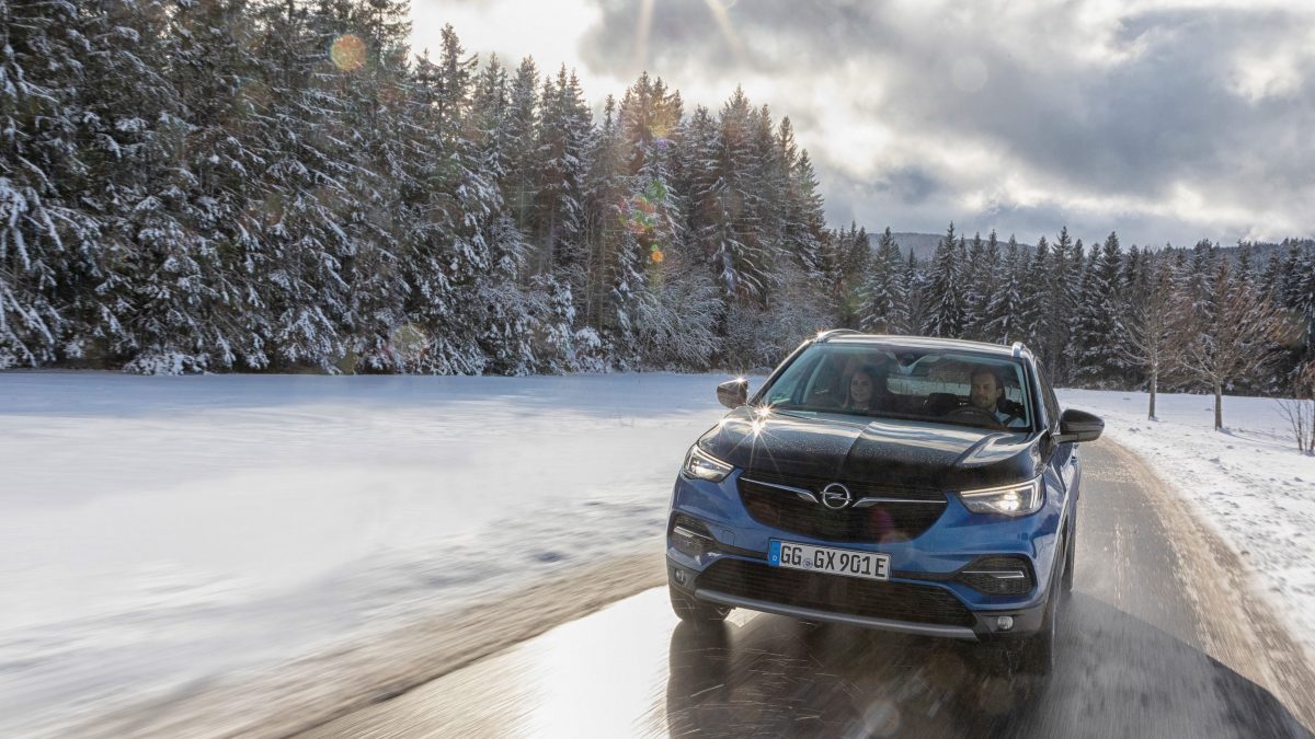 OPEL GRANDLAND X
