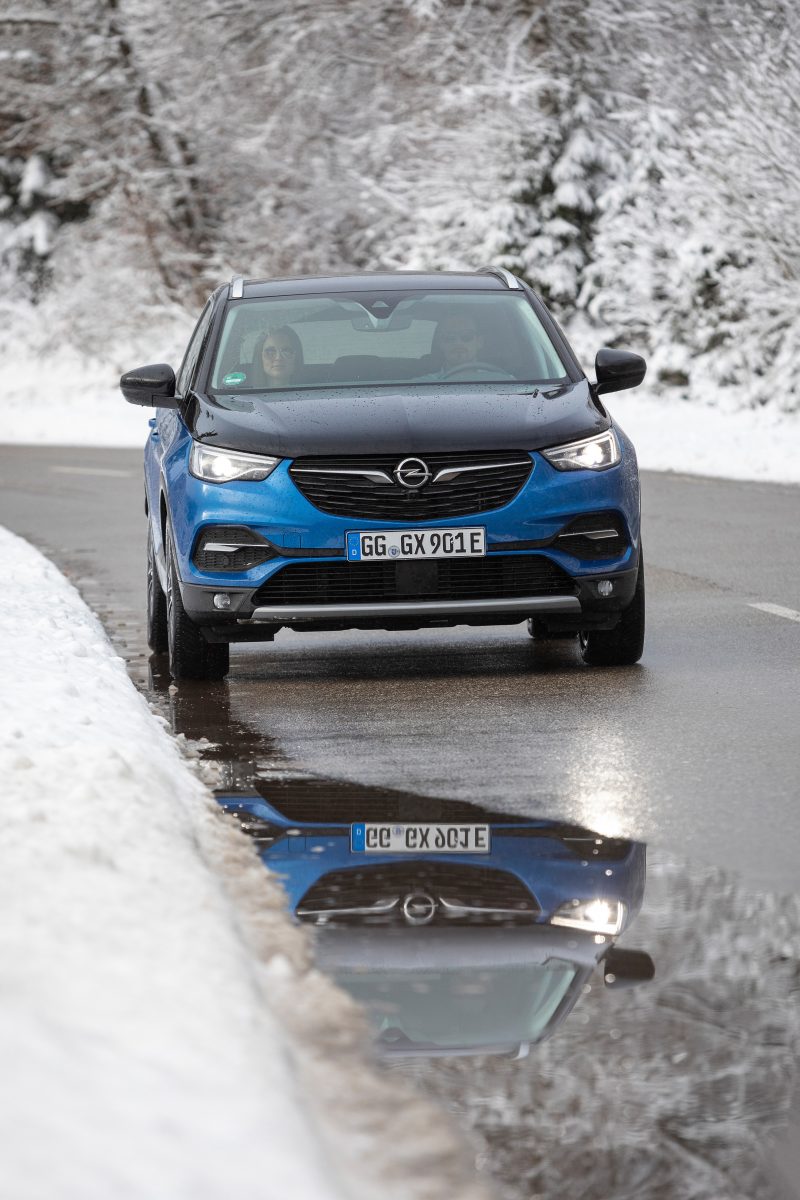 OPEL GRANDLAND X