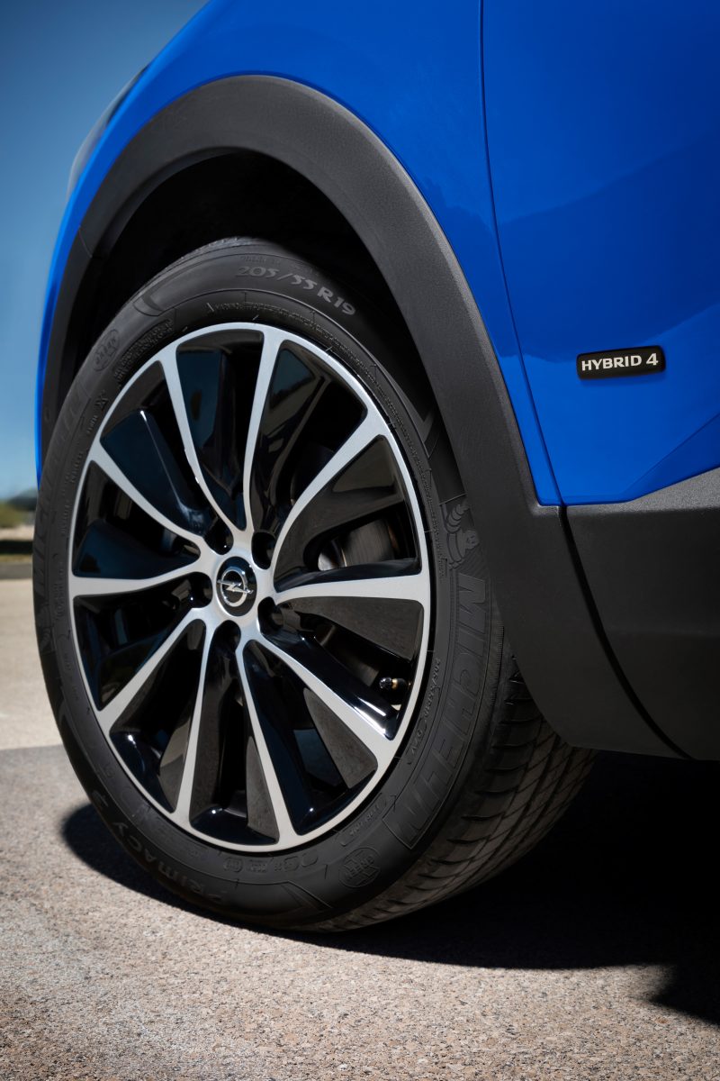 OPEL GRANDLAND X
