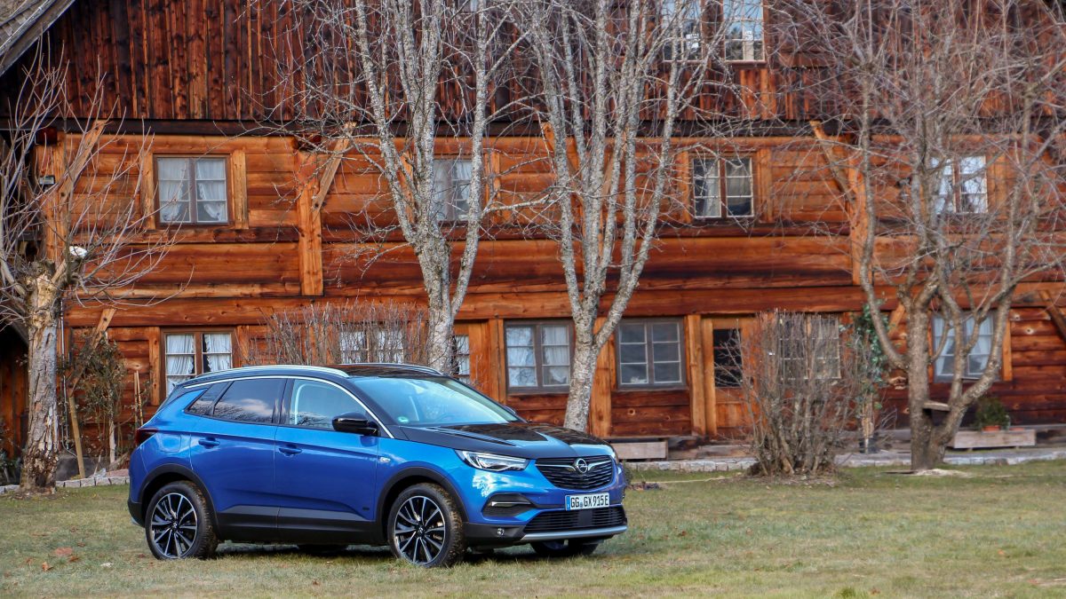 OPEL GRANDLAND X