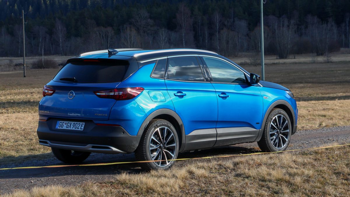 OPEL GRANDLAND X