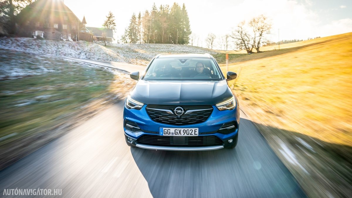 OPEL GRANDLAND X