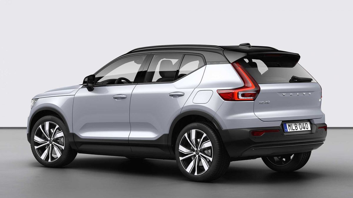 VOLVO XC40